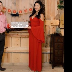 LULUS| RED maxi dress. Size Small. Worn twice, in perfect condition.